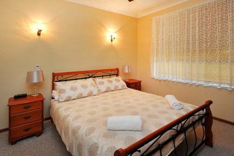 Rose Cottage Sawtell NSW - Lismore Accommodation 1