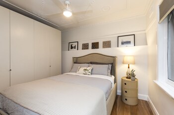 Art Deco 2 Bed Sydney & Darlinghurst Gem - Lismore Accommodation 2