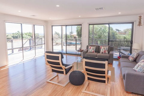 Lady Bay Getaway 12 Lady Bay - Lismore Accommodation 1