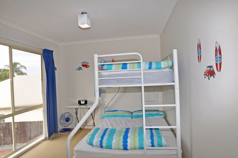 THE Esplanade 4 Free Wifi & Foxtel - Lismore Accommodation 1