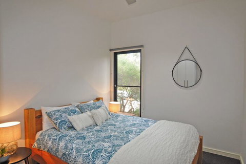 Luxury By THE SEA Close TO THE Beach - Lismore Accommodation 2