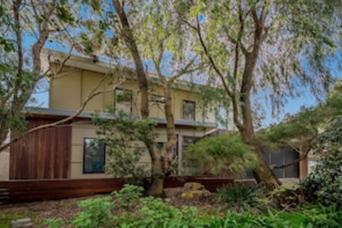 Luxury By THE SEA Close TO THE Beach - Lismore Accommodation 0