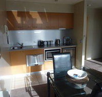 Flinders Lane Holiday Apartments - Lismore Accommodation