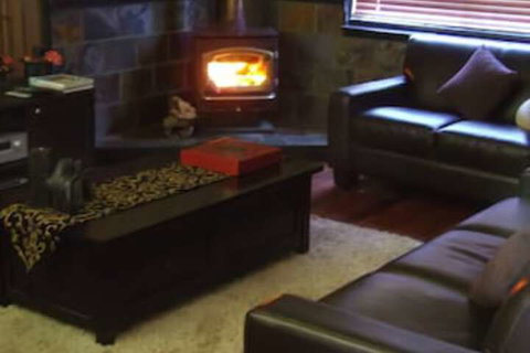 Top Of The Range Retreat - Lismore Accommodation 5