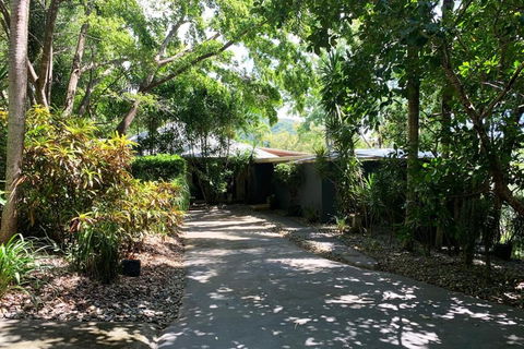 Beachfront Peace Cabin - Lismore Accommodation 2