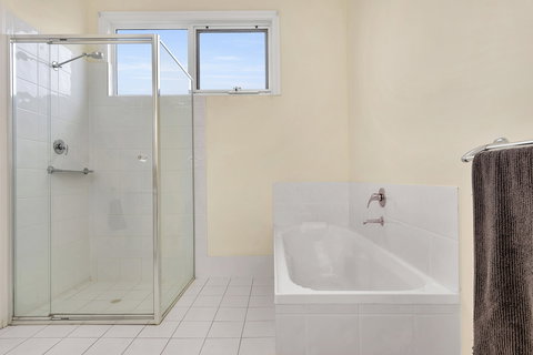 The Leafy Dragon - Lismore Accommodation 1