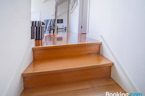 Bayview Loft - Lismore Accommodation 4