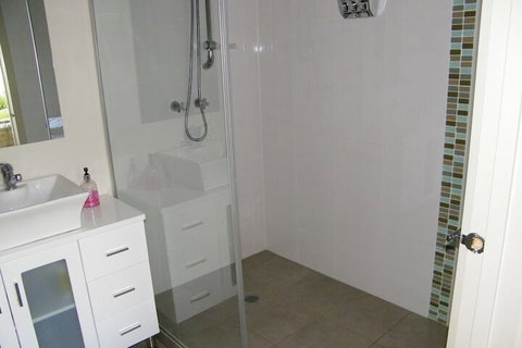 De'Vine Escape - Lismore Accommodation 5