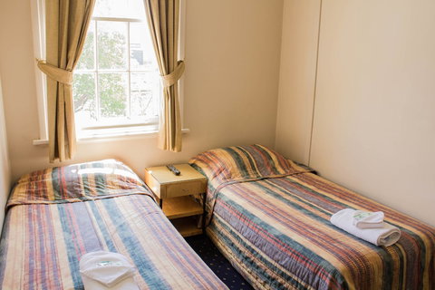 Gardners Inn Hotel - Lismore Accommodation 3