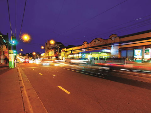 Oaks Melbourne South Yarra Suites - Lismore Accommodation 2
