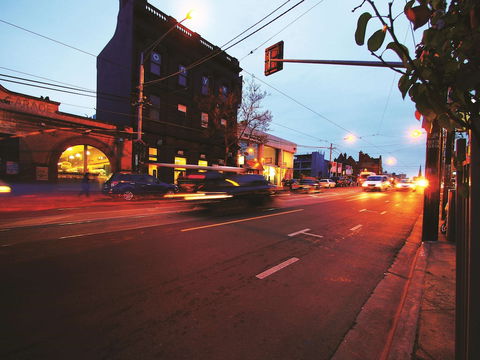 Oaks Melbourne South Yarra Suites - Lismore Accommodation 6