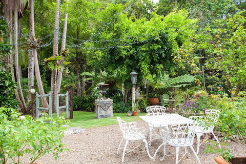 Noosa Valley Manor B&B Retreat - Lismore Accommodation 0