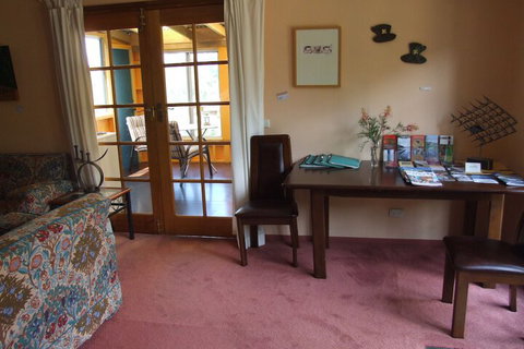 Fernmark Inn - Lismore Accommodation 4