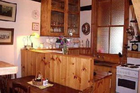 Memory Lane Cottage - Lismore Accommodation 3