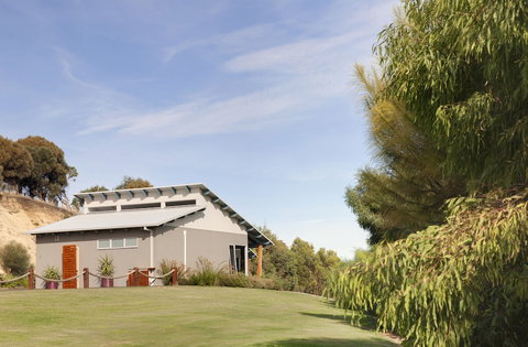 Anchors Port Campbell - Lismore Accommodation 3