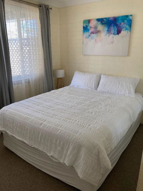 LIFES A BEACH 1 - Lismore Accommodation 6