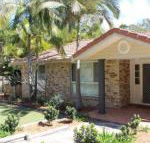 FRANGIPANI BEACH HOUSE PET FRIENDLY 22 Belbourie Cres Boomerang Beach - Lismore Accommodation