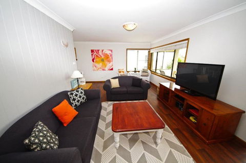 Breakaway 11 Scott Street - Lismore Accommodation 2