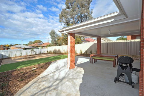 Beischer Apt A - Lismore Accommodation 3