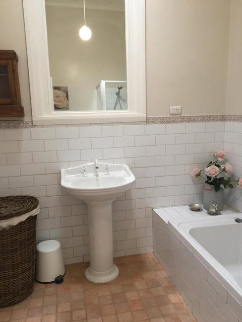 Historic Oak Hill House Estate Truffle Gourmet Festival Region - Lismore Accommodation 3