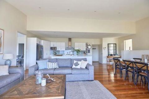 Alpine Air - Lismore Accommodation 7