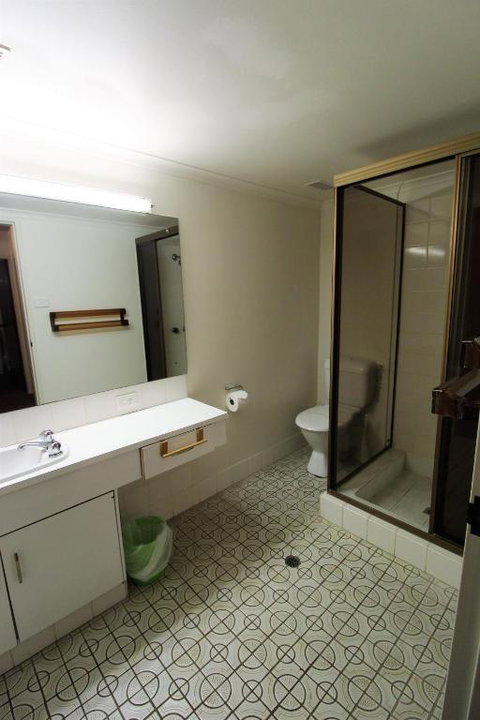 Macquarie Towers 17 1 Waugh Street - Lismore Accommodation 2