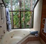 Lake Russell Retreat - Lismore Accommodation