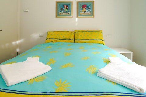 Aqua Luna - Lismore Accommodation 6