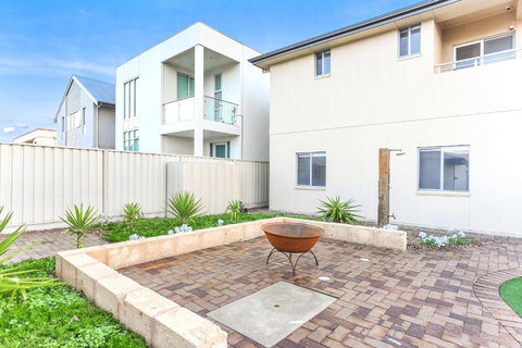 Avaya Sellicks Beachfront Getaway WiFi - Lismore Accommodation 6