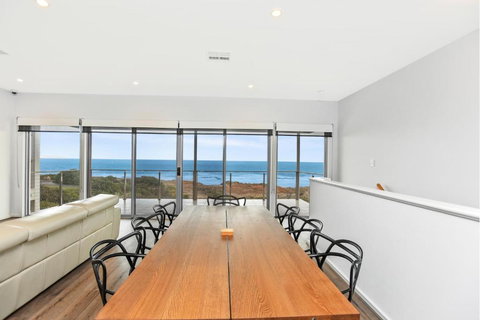 Avaya Sellicks Beachfront Getaway WiFi - Lismore Accommodation 2