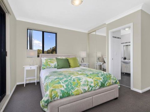 McGirr Penthouse Apartment - Lismore Accommodation 5