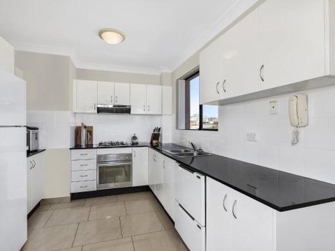 McGirr Penthouse Apartment - Lismore Accommodation 2