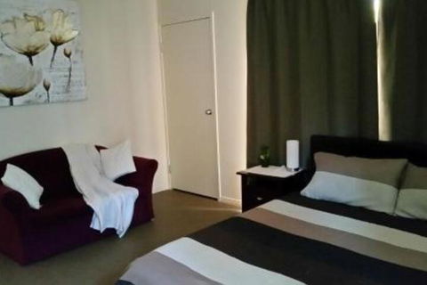 Lawson Retreat - Lismore Accommodation 2