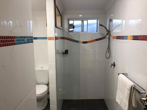 Bed In A Shed Too - Lismore Accommodation 2