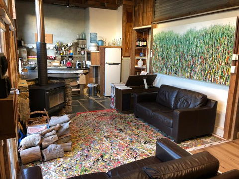 Bed In A Shed Too - Lismore Accommodation 1