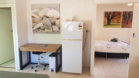 Stay Awhile In Port Pirie Min Stay 4 Nights - Lismore Accommodation 2