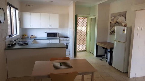 Stay Awhile In Port Pirie Min Stay 4 Nights - Lismore Accommodation 6