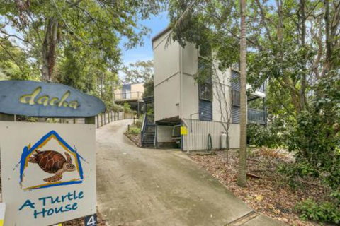 A Turtle House - Lismore Accommodation 4