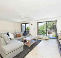 Birdsong at Nelson Bay - Lismore Accommodation
