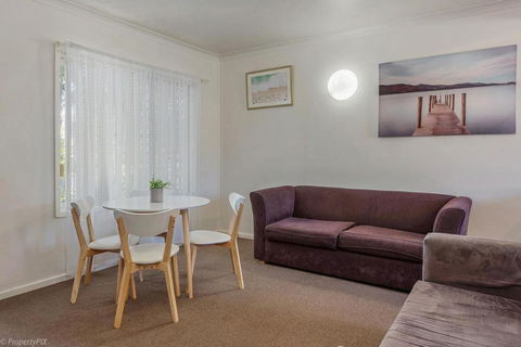 Jamaica Holiday Units - Lismore Accommodation 1