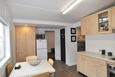 HIGHTIDE - Lismore Accommodation 5