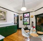 Insomnia on Elizabeth - Lismore Accommodation