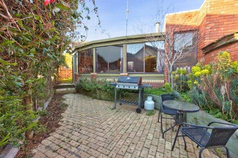 Above Sunset 100m From The Paynesville Lakes - Lismore Accommodation 3