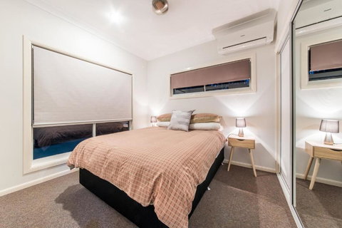 Sunset Escape - Lismore Accommodation 4