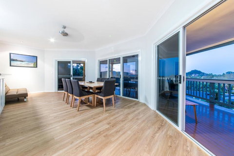 Sunset Escape - Lismore Accommodation 3