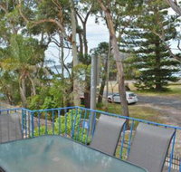 5 Ocean Breeze Shoal Bay Avenue Fabulous location opposite Shoal Bay beach - Lismore Accommodation