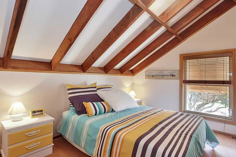 Birubi Beach House 14 Campbell Avenue Fantastic House & Close To The Surf Beach - Lismore Accommodation 6