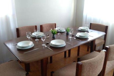Large 5 Bedroom House With Wifi & Netflix Close To Taronga Western Plains Zoo - Lismore Accommodation 4