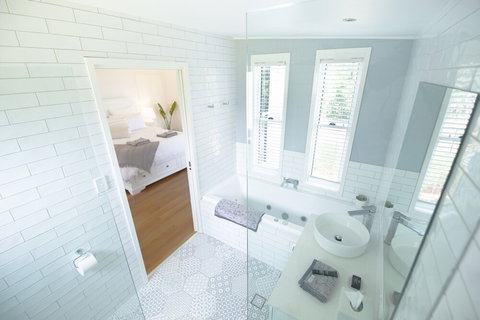 Hampton Estate Wines - Lismore Accommodation 5