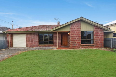 Don Carmella - Lismore Accommodation 2